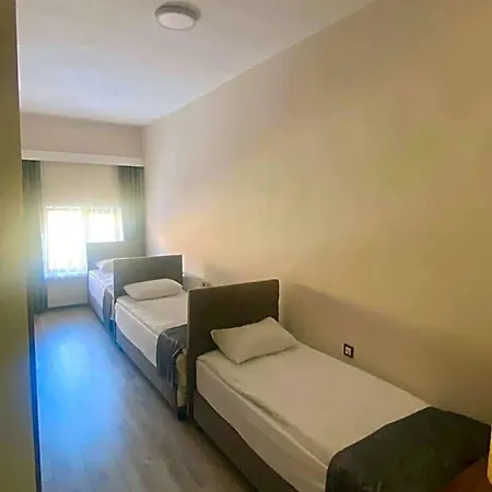 Zuemruet Hotel *