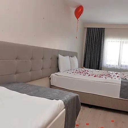 Hotel Zuemruet *
